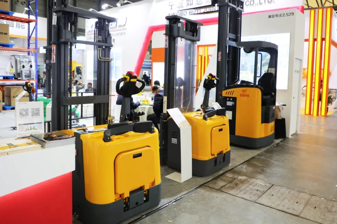 【西林叉车】走，跟我一起去看2020BaumaCHINA宝马展(图3)